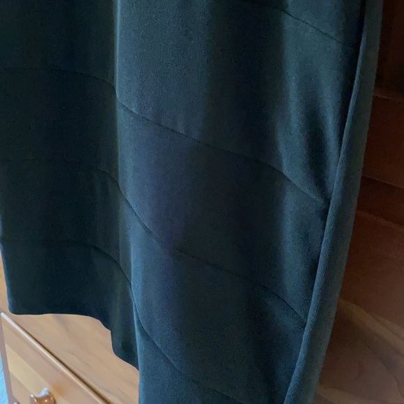 Black cocktail dress - Picture 8 of 8